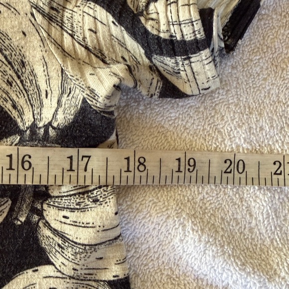 FARM Rio Black/Cream Banana Print Short Sleeve Tiered Boho Knit Dress Medium - Picture 8 of 9